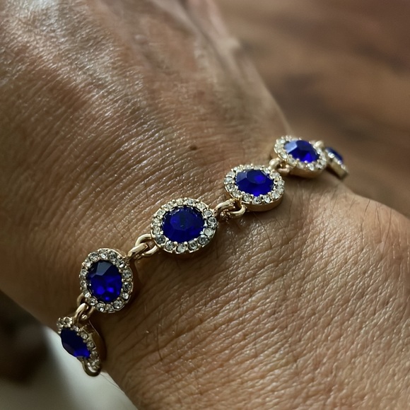 Birthstone collection bracelet - Picture 3 of 3
